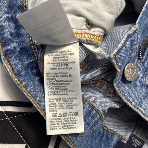 Classic Blue Women's Jeans - Picture 5 of 9